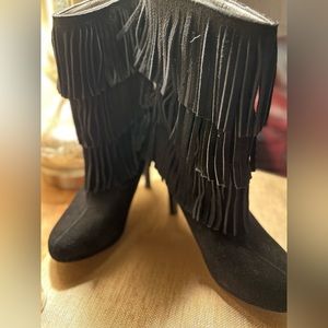 Boots with Tassels